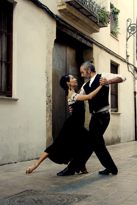 Бесплатные уроки по аргентинским танцам