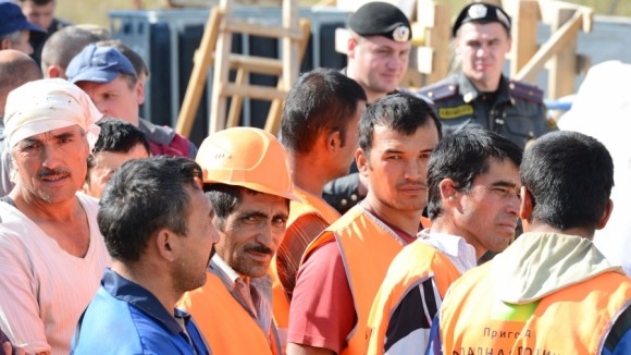 status-migrant-rf.jpg status-migrant-rf.jpg