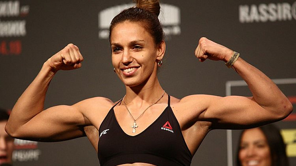 Кыргызстанцы одержали победы на турнире UFC