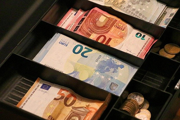 Временные изменения в получение денежных платежей в Кыргызстане