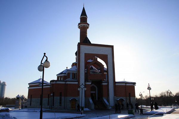 В Москве открыли «Шатёр Рамадана»