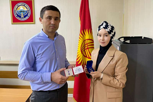 Кыргызстанка стала лучшей молодой ученой в СНГ