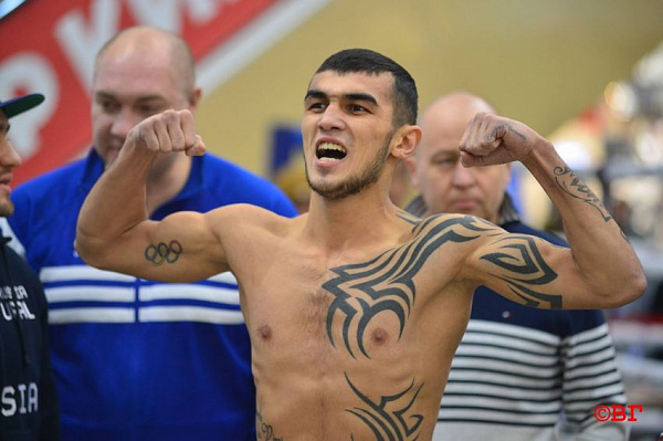 Таджикский боксер стал чемпионом мира