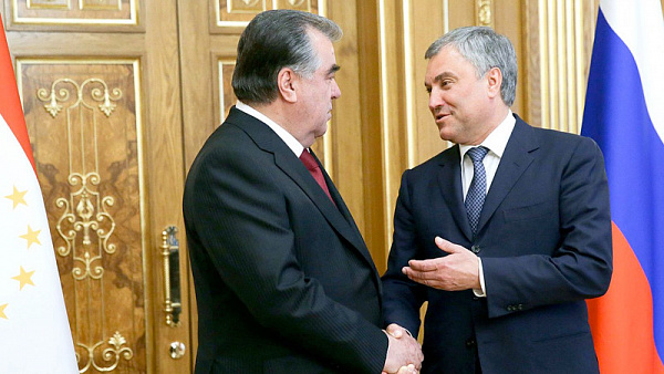 Президент Таджикистана заявил о необходимости миграционной амнистии